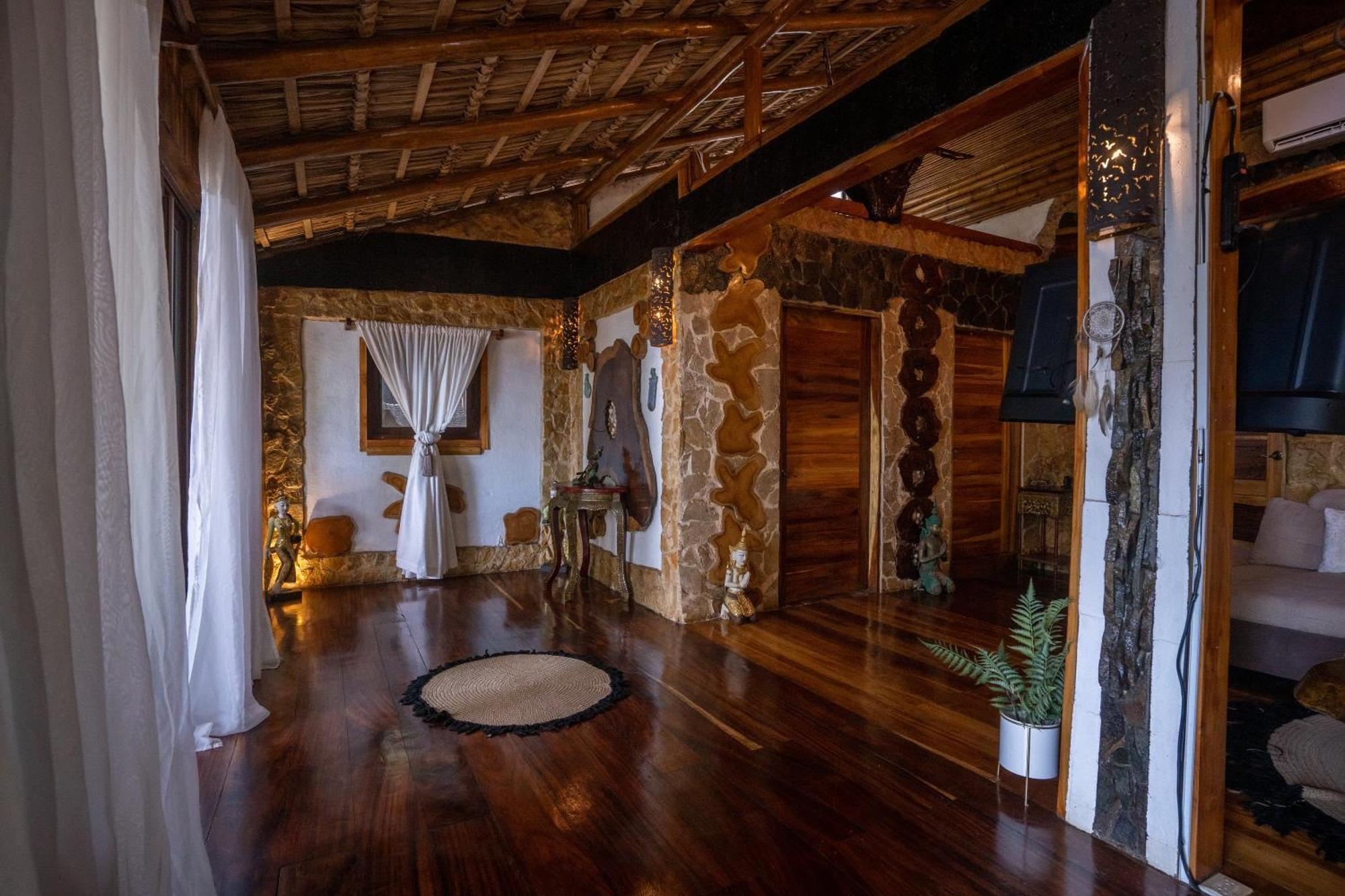 Ocho Artisan Bungalows (Adults Only) Tamarindo Exteriér fotografie