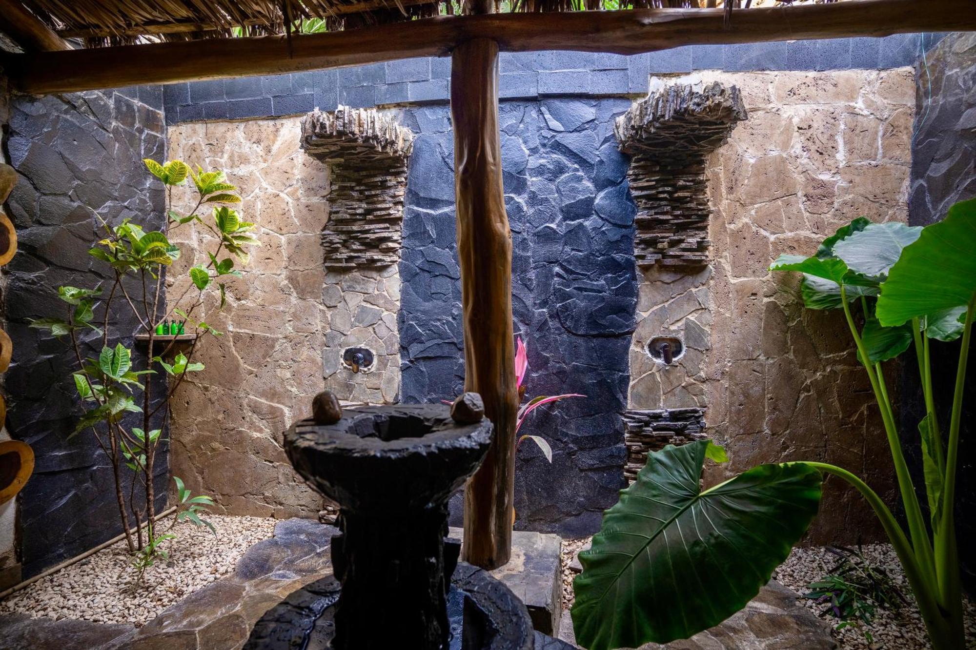 Ocho Artisan Bungalows (Adults Only) Tamarindo Exteriér fotografie
