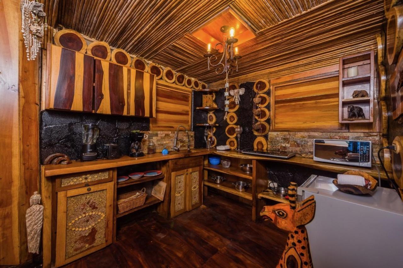 Ocho Artisan Bungalows (Adults Only) Tamarindo Exteriér fotografie