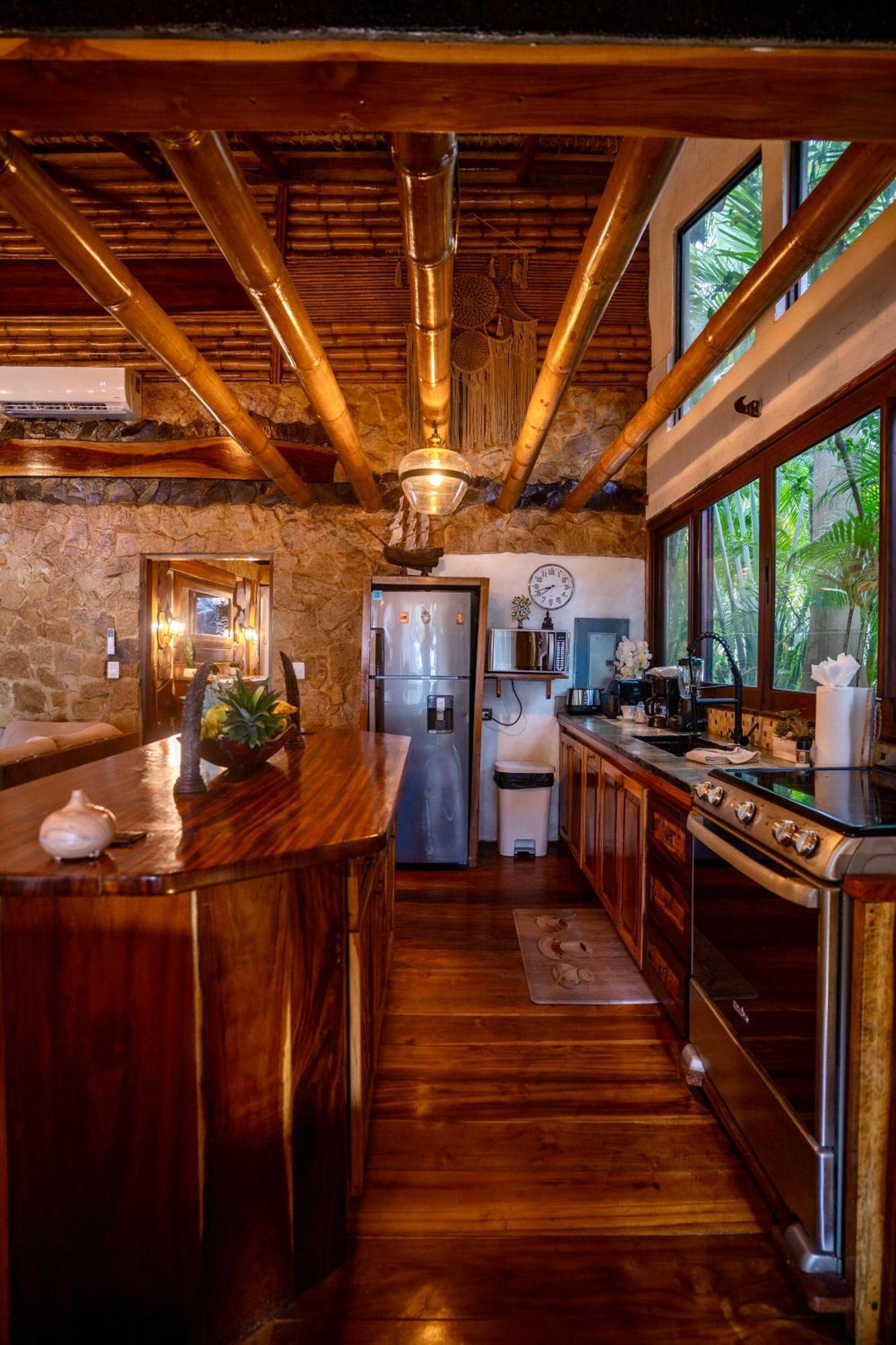 Ocho Artisan Bungalows (Adults Only) Tamarindo Exteriér fotografie